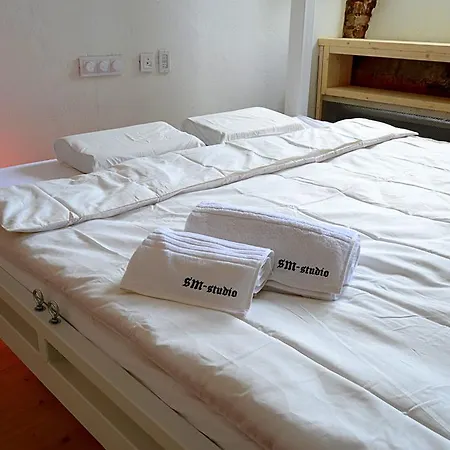 Love hotel Sm-studio (adults Only) *